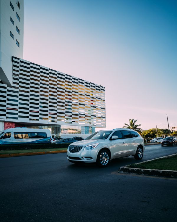 Van blindada executiva da Connect Táxis em São Paulo